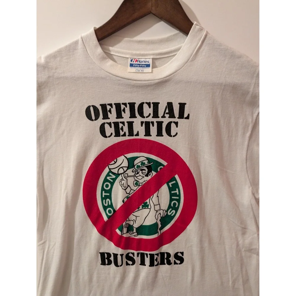 Hanes T-Shirt Mens L White Excellent Rare Boston Celtics Busters NBA Vintage 80s